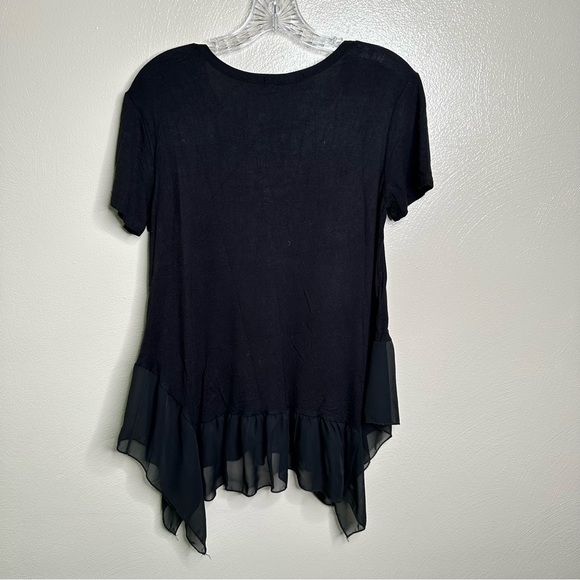 Kim & Cami Black Ruffled Handkerchief Short Sleeve Shirt Size  Small - Picture 6 of 6